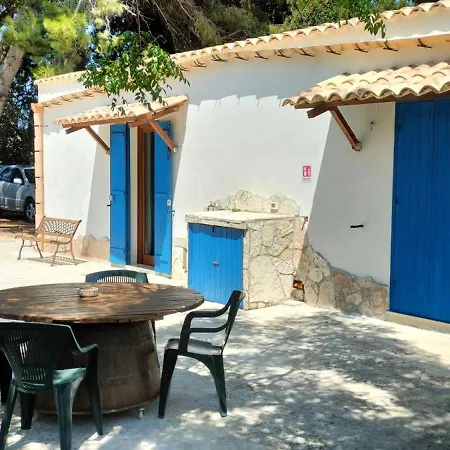 Rustico Fra Il E Il Mare A Lido Valderice